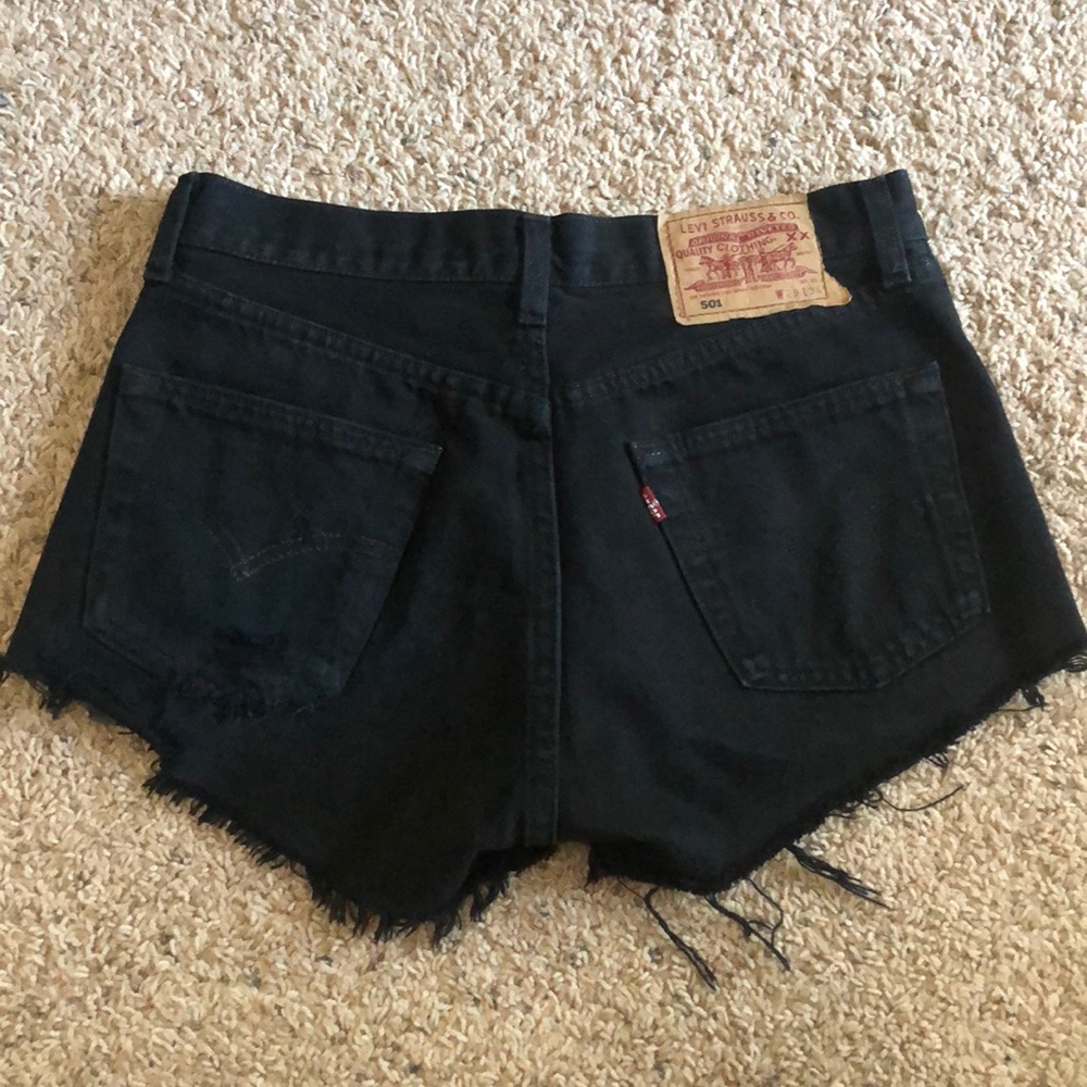 501 VINTAGE LEVI SHORTS size 26-27